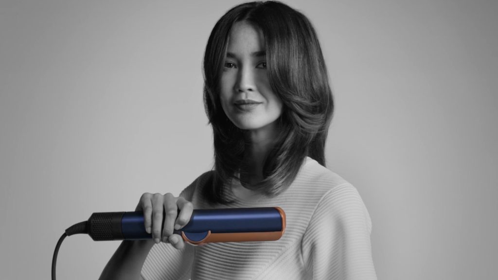 Dyson airwrap 2024 review straightening