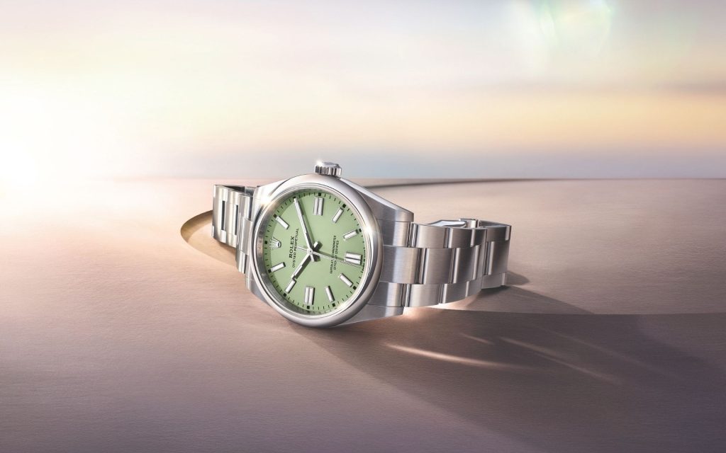 pistachio green watch colour