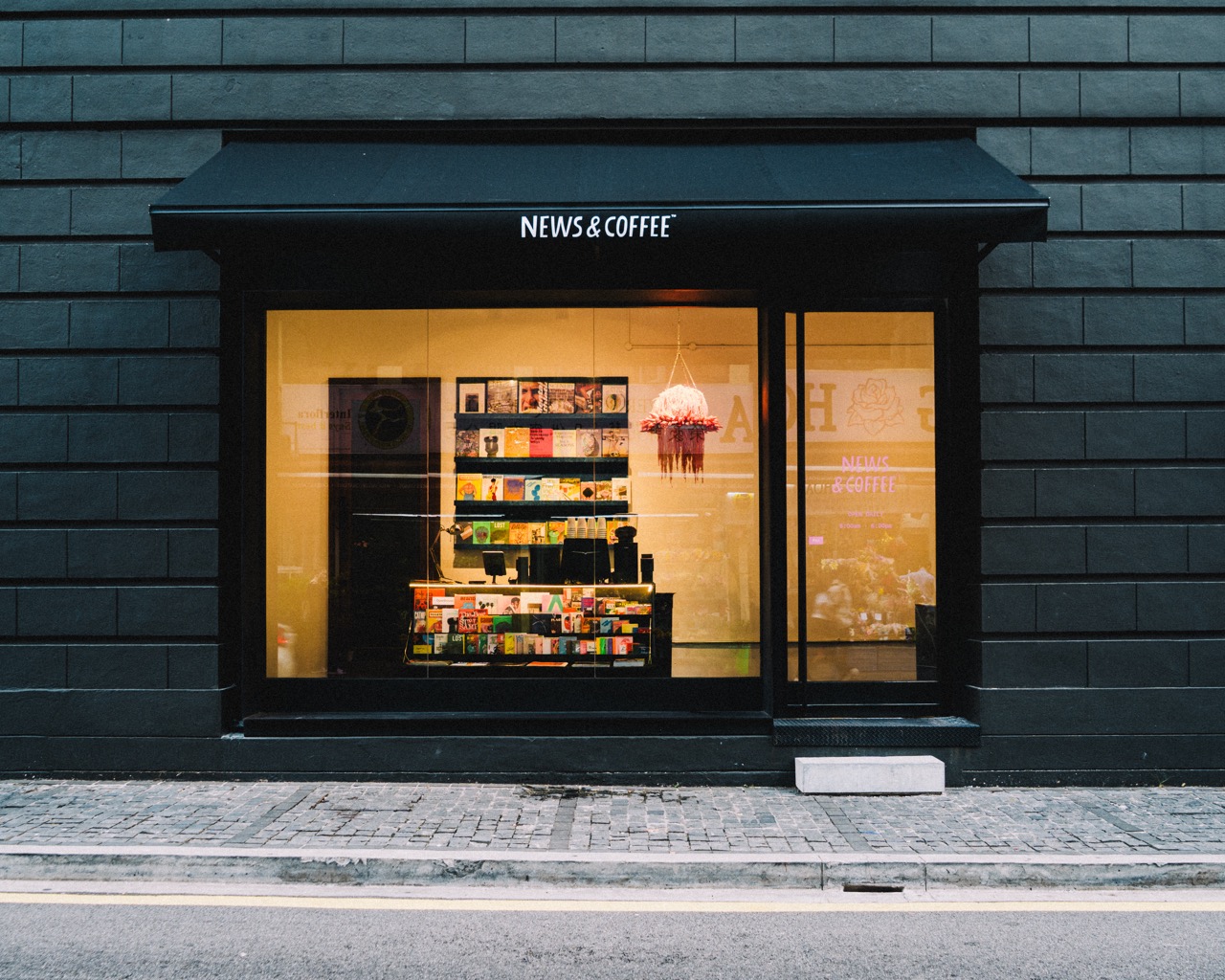 news & coffee kl